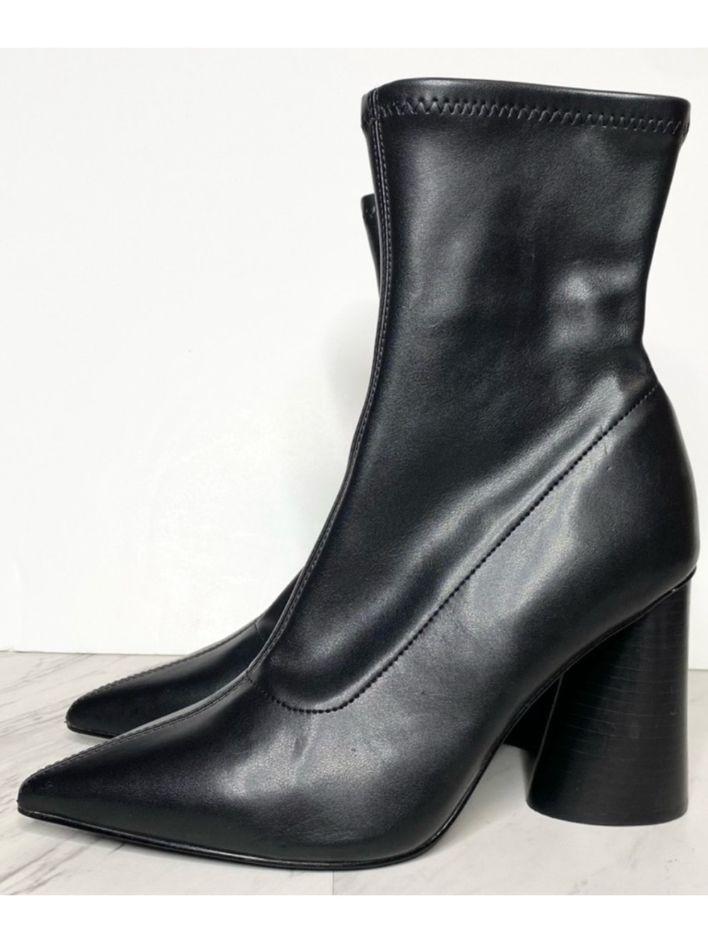 Steve Madden Valyant Pointy Toe Black Faux Leather Bootie 8 1/2